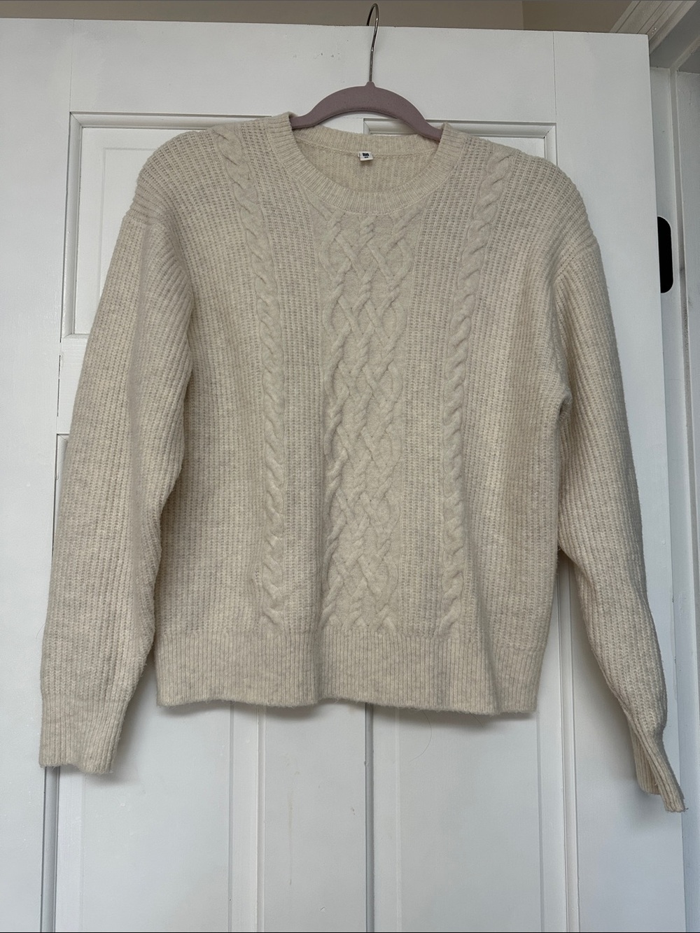 Uniqlo Cream Cable-Knit Crewneck Sweater